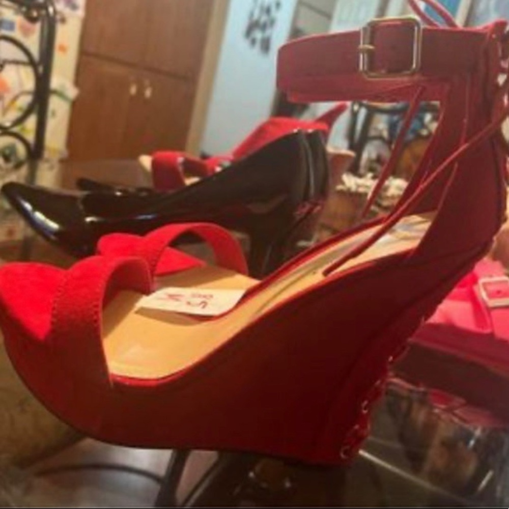 Madeline Lace Up Wedge - Size 8.5M